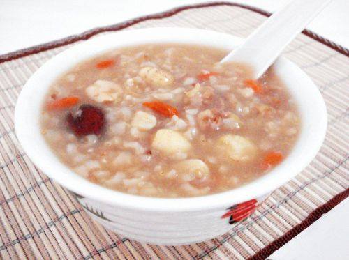 【教你煮一煮】莲子粥 【教你煮一煮】莲子粥