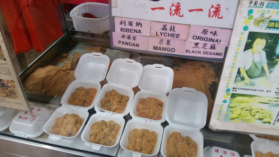 马国吉隆坡的麻薯多样化，还有黑芝麻、芒果等口味。（读者提供）