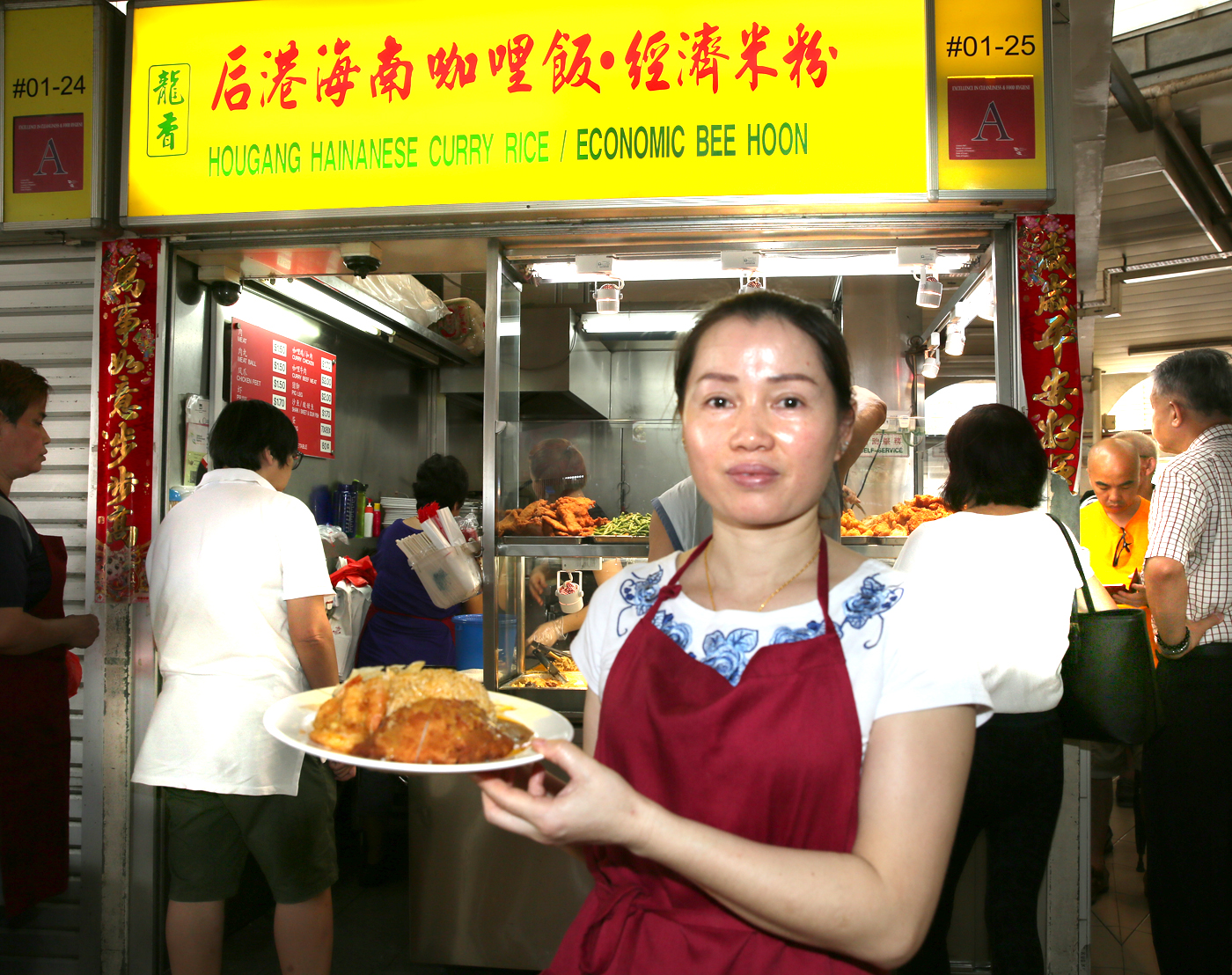 年轻一辈继承祖业,为延续饮食传统文化加把劲。 年轻一辈继承祖业,为延续饮食传统文化加把劲。