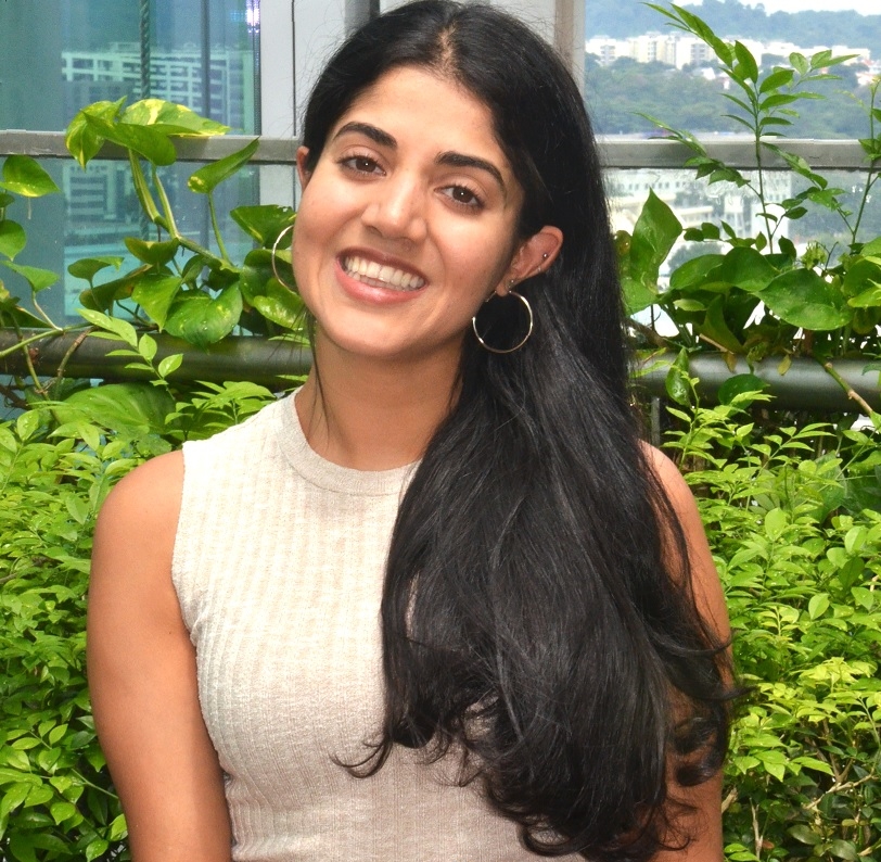 桑雅(Sandhya Aswani) 桑雅(Sandhya Aswani)