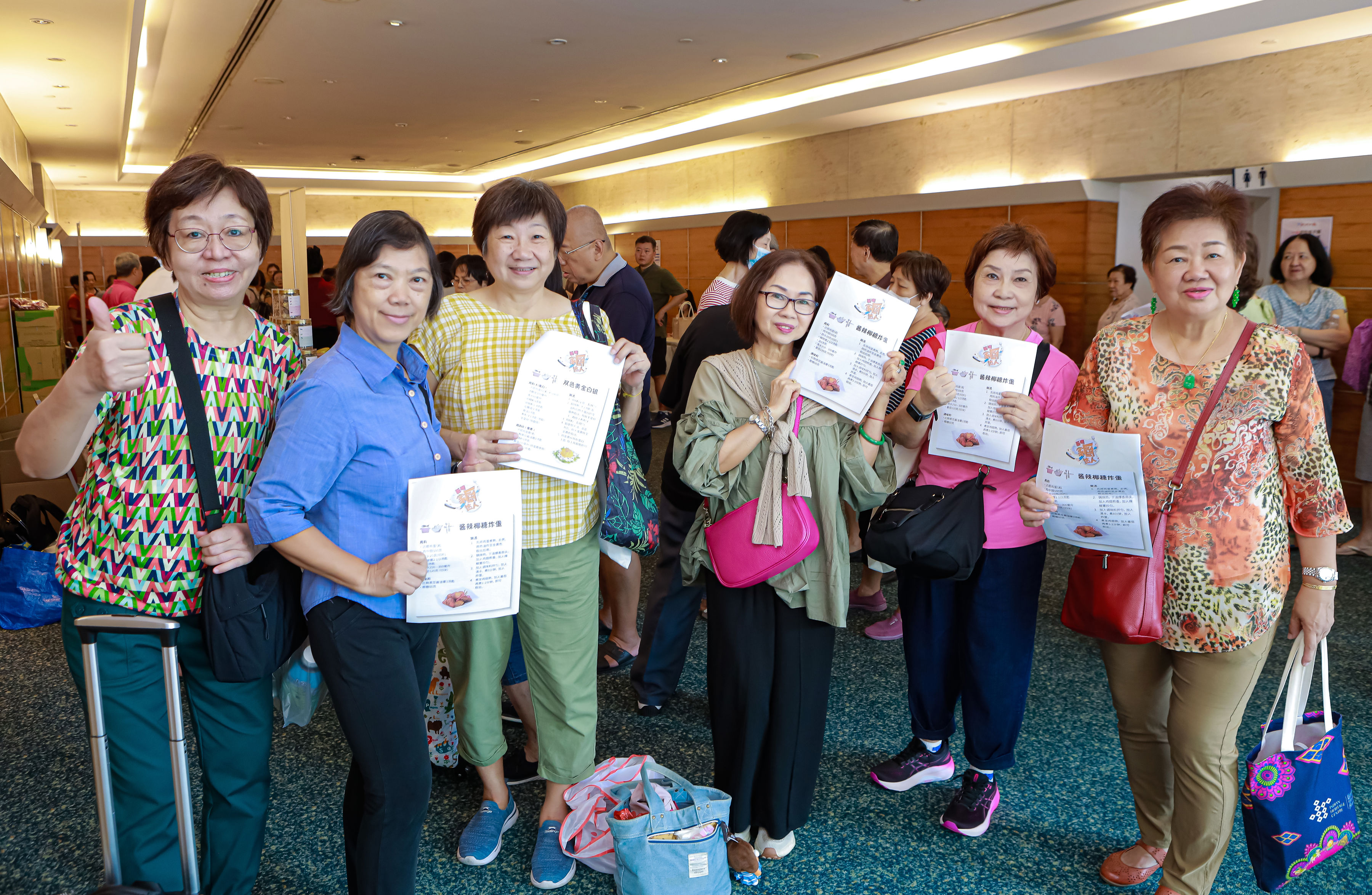 读者们还各可获得一份彭老师的食谱。